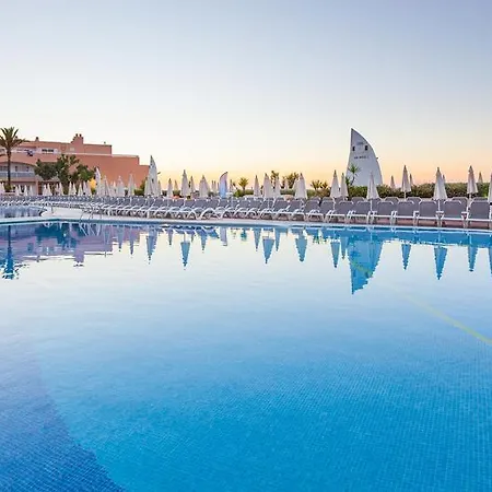 Sirenis Seaview Country Club 4*