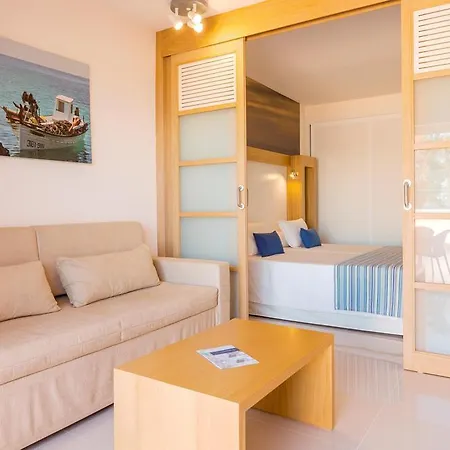 Sirenis Seaview Country Club 4* Sant Antoni de Portmany