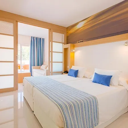 Sirenis Seaview Country Club Hotel 4*