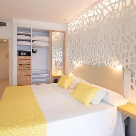Sirenis Seaview Country Club 4* Sant Antoni de Portmany