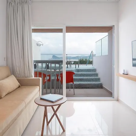 Sirenis Seaview Country Club Hotel