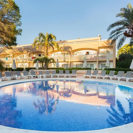 Sirenis Seaview Country Club